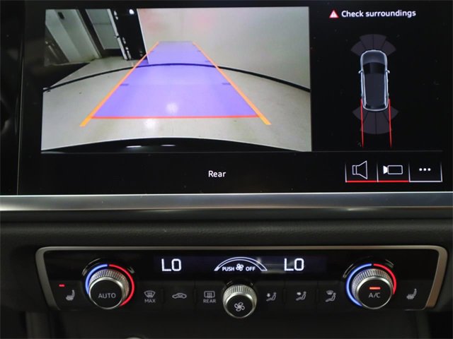 Certified 2025 Audi Q3 2.0T Premium image 17