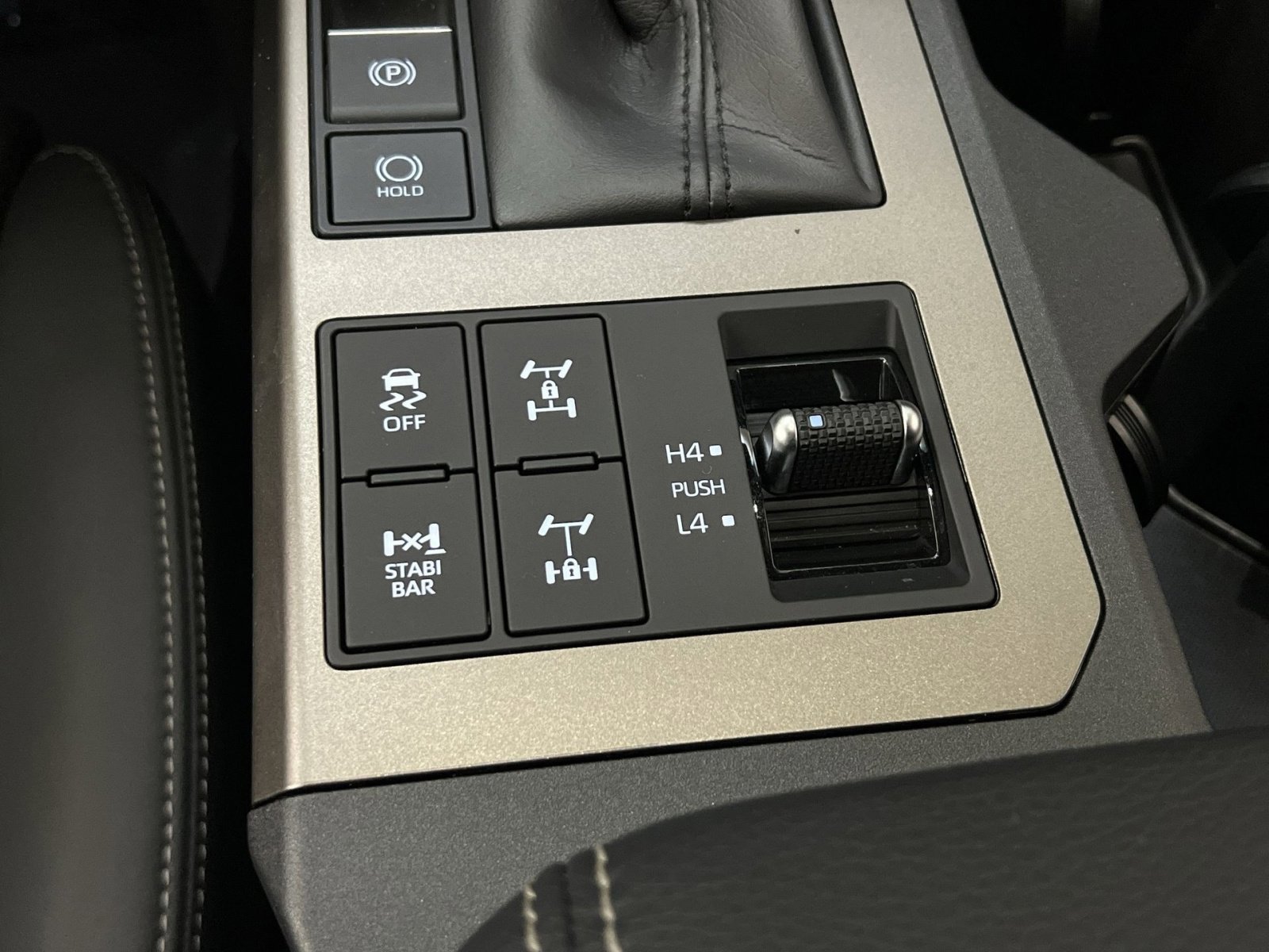 Used 2024 Toyota Land Cruiser image 33