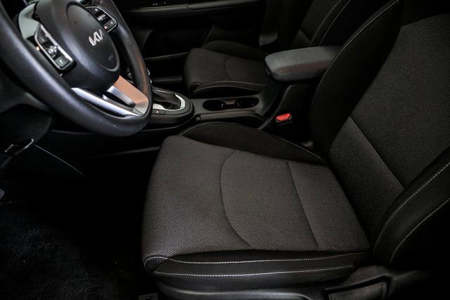 Used 2023 Kia Forte LXS image 11