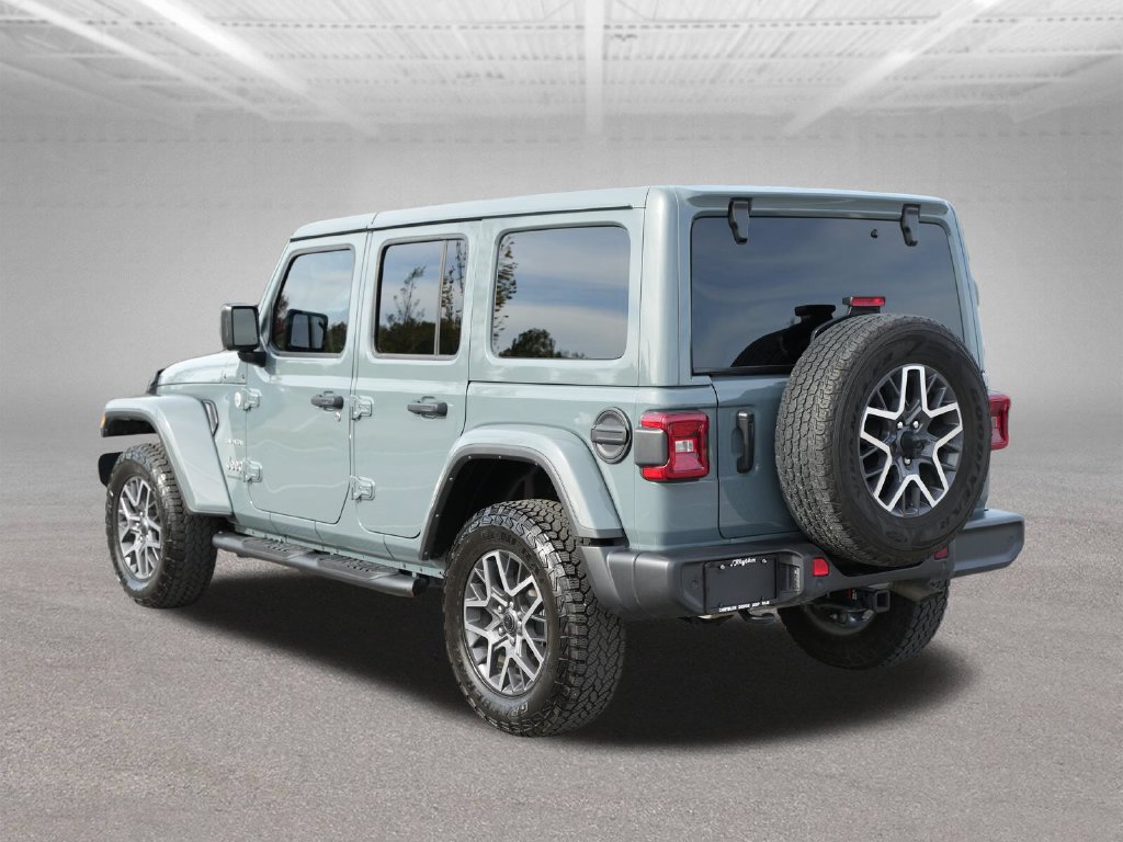 Used 2024 Jeep Wrangler Unlimited Sahara w/ Safety Group AWD/4WD image 6