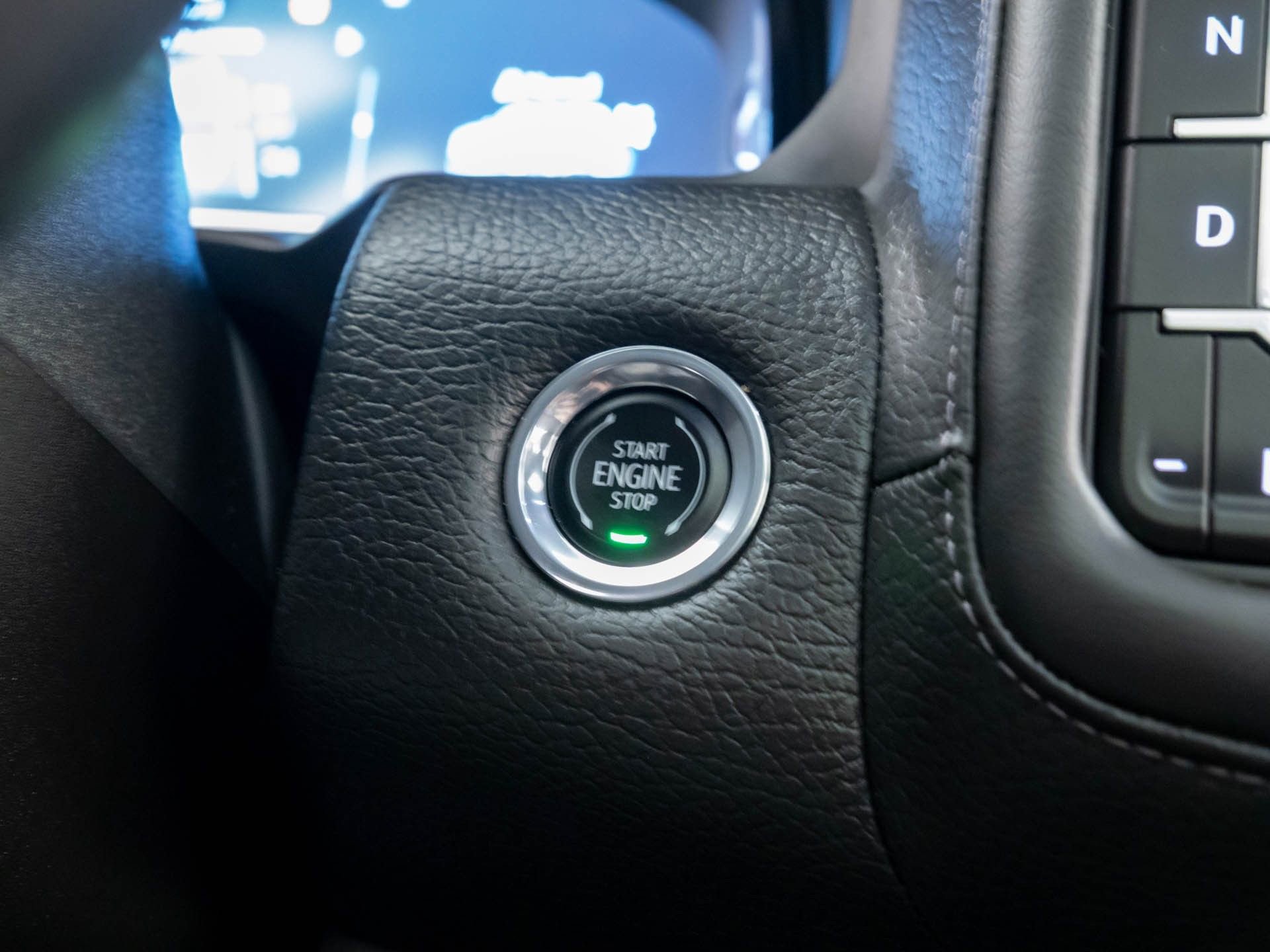 Used 2023 GMC Yukon Denali w/ Denali Reserve Package image 22