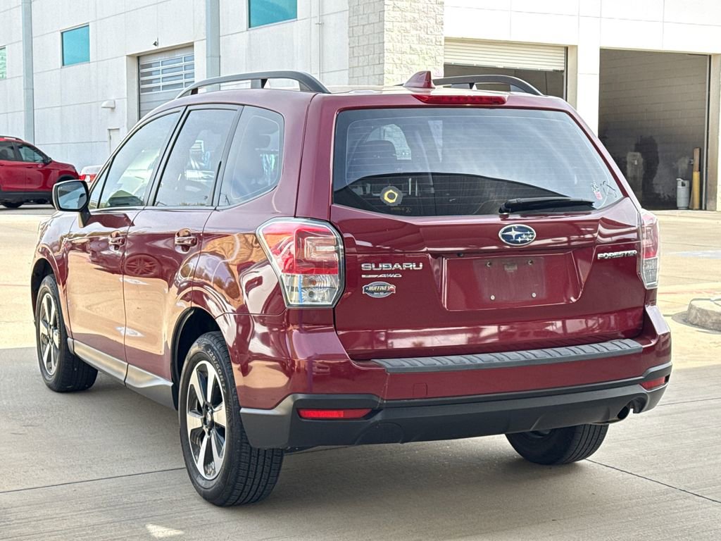 Used 2018 Subaru Forester 2.5i w/ Alloy Wheel Package image 9