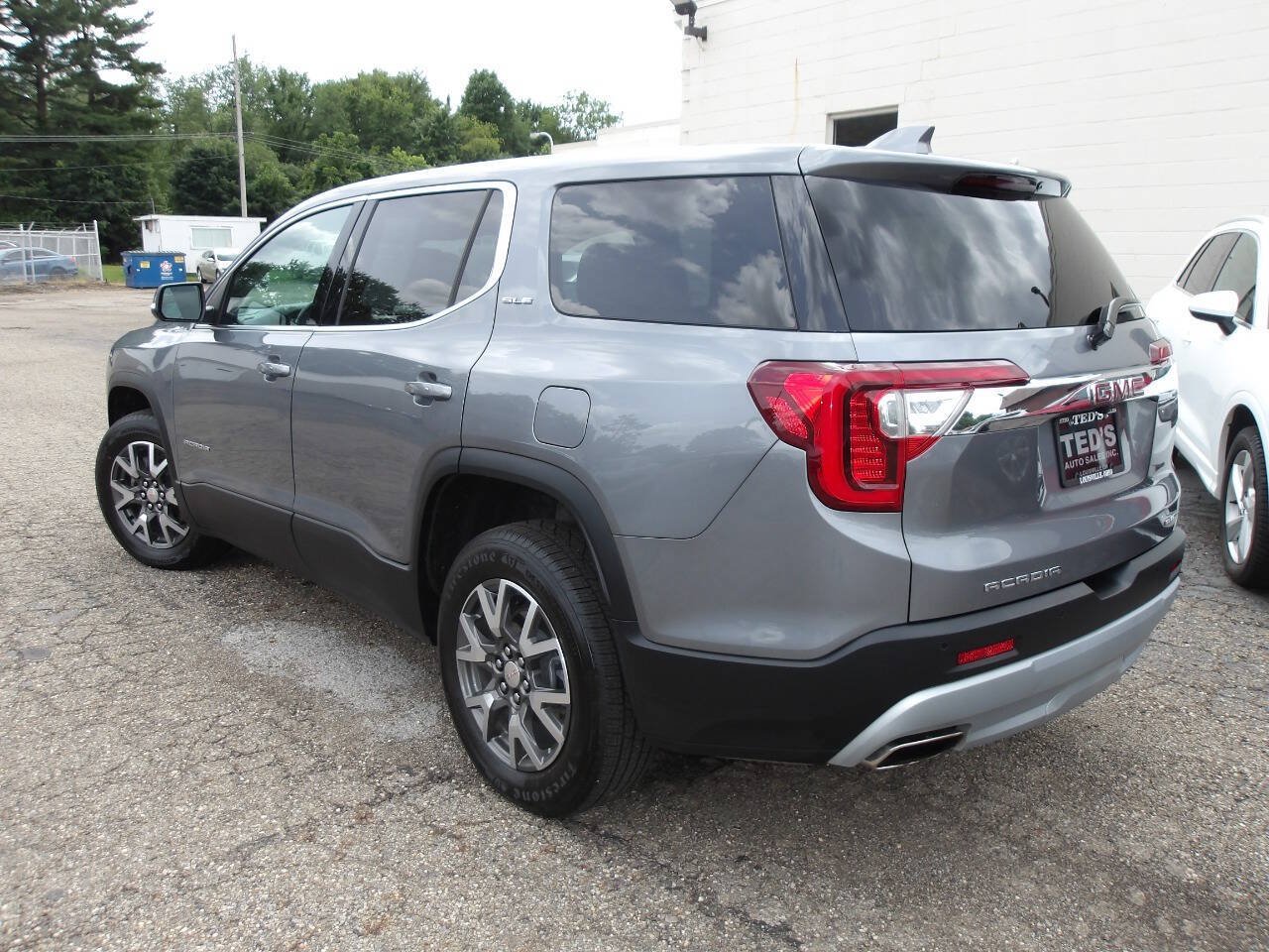 Used 2020 GMC Acadia SLE AWD/4WD image 5