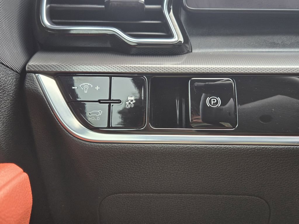 Certified 2023 Kia Sportage SX image 23