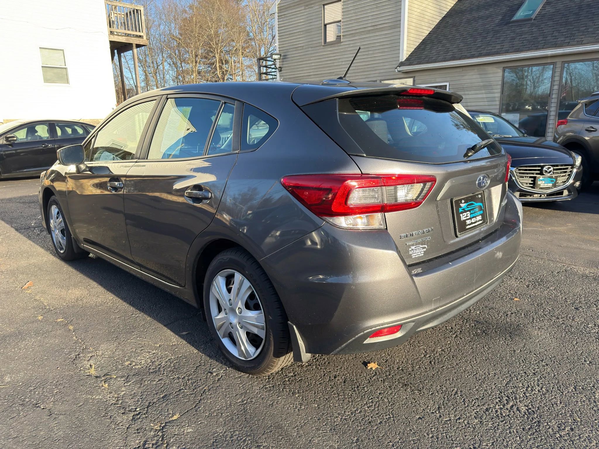 Used 2020 Subaru Impreza 2.0i image 5