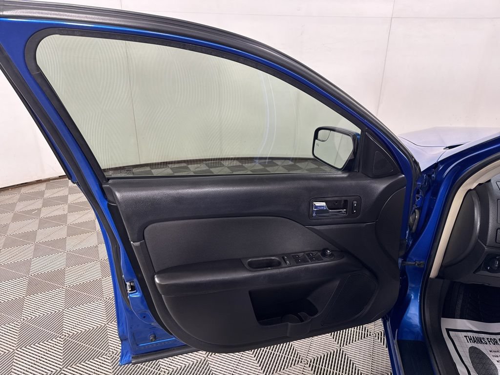 Used 2012 Ford Fusion SE FWD image 13