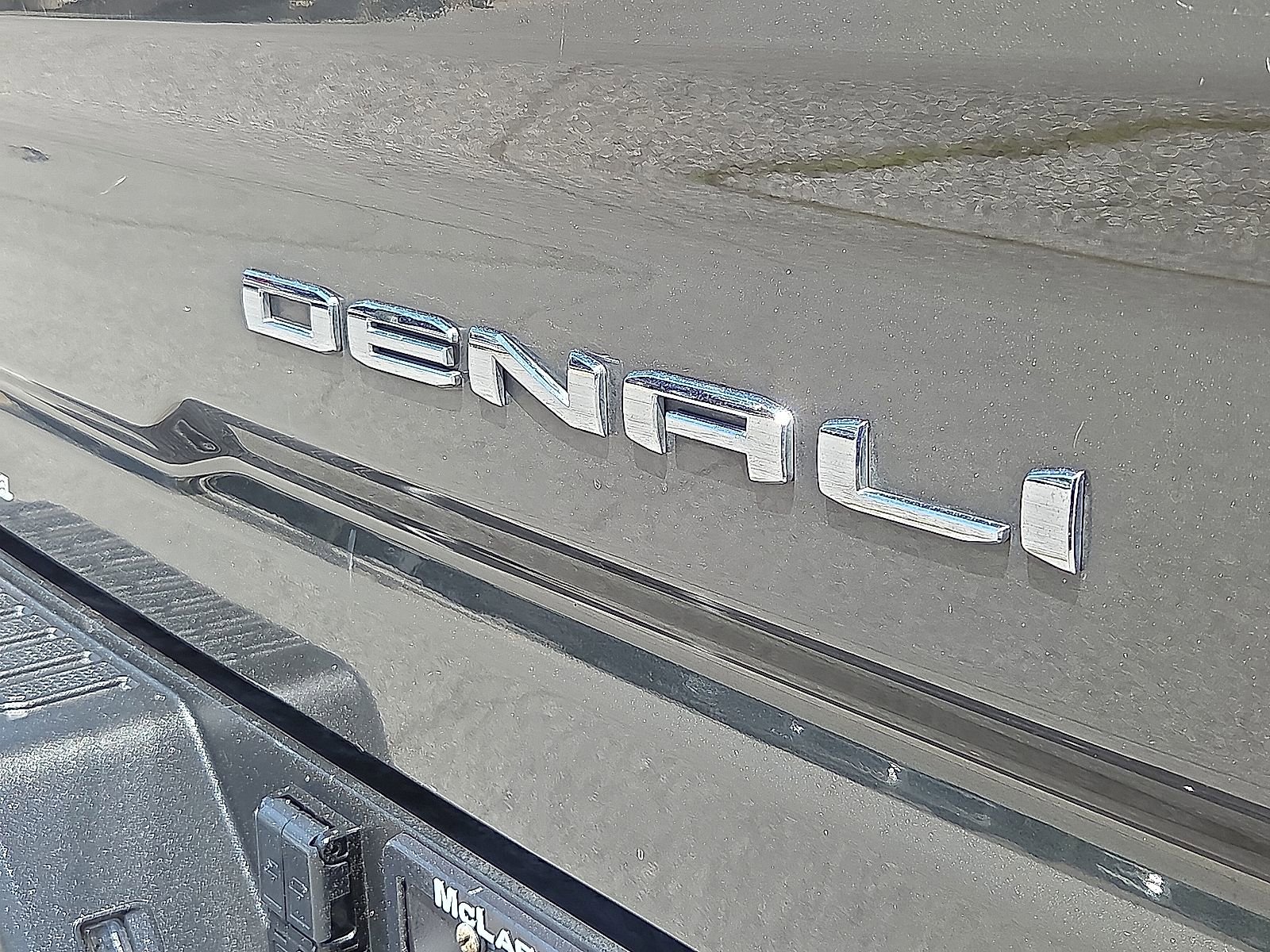 Used 2022 GMC Sierra 2500 Denali AWD/4WD image 8