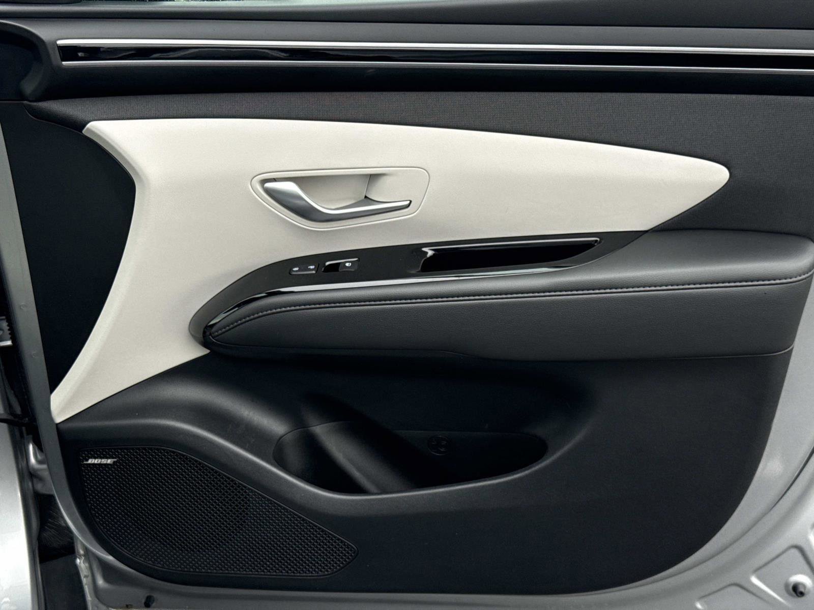 Used 2023 Hyundai Tucson Limited w/ Cargo Package image 18