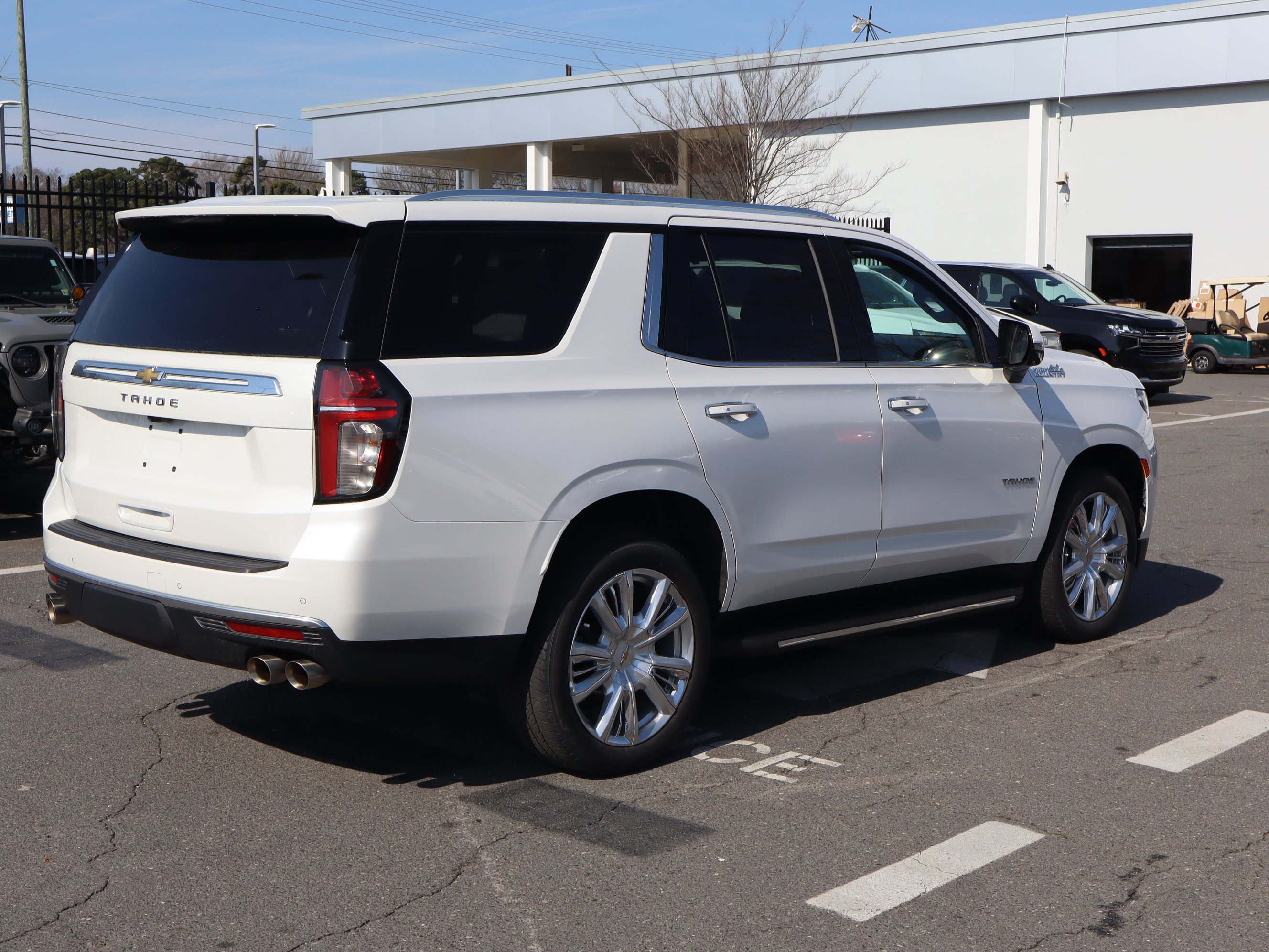 Used 2022 Chevrolet Tahoe High Country AWD/4WD image 10