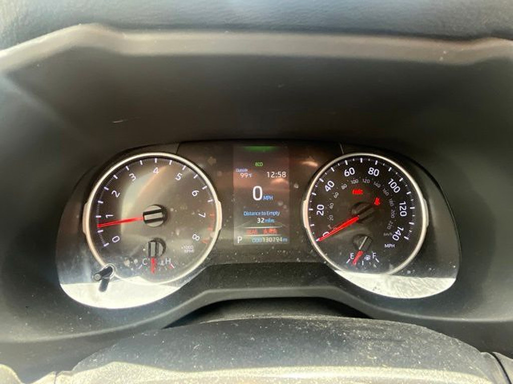 Used 2021 Toyota RAV4 LE FWD image 7