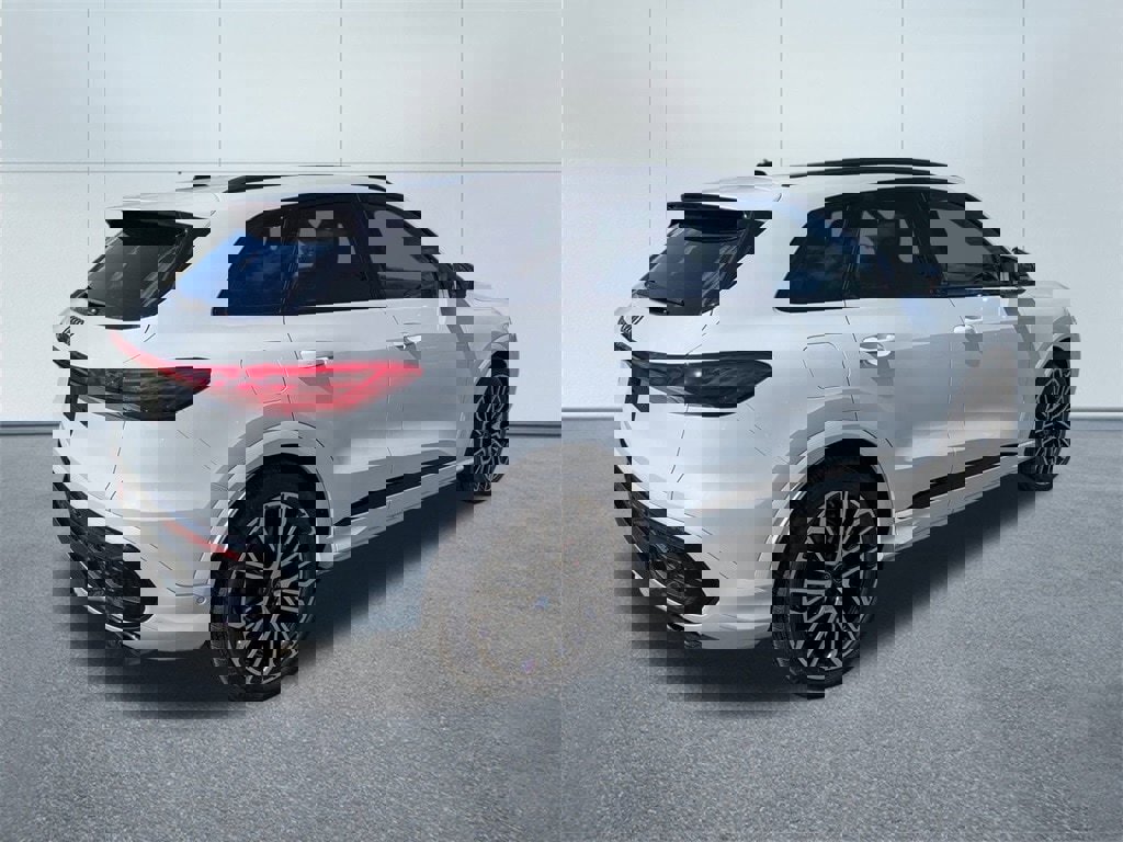 New 2025 Audi SQ5 Premium Plus image 3