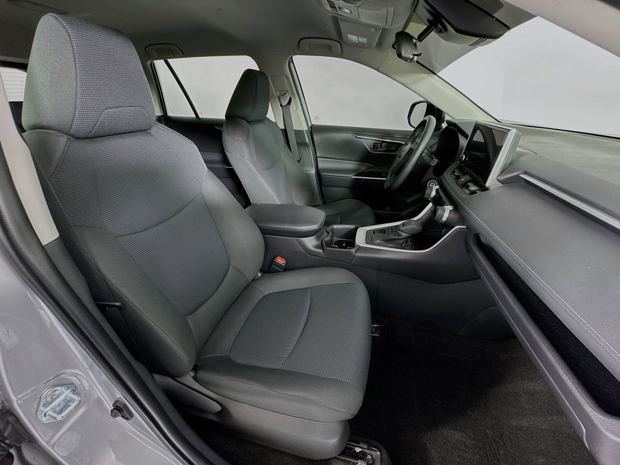 Used 2024 Toyota RAV4 LE image 25