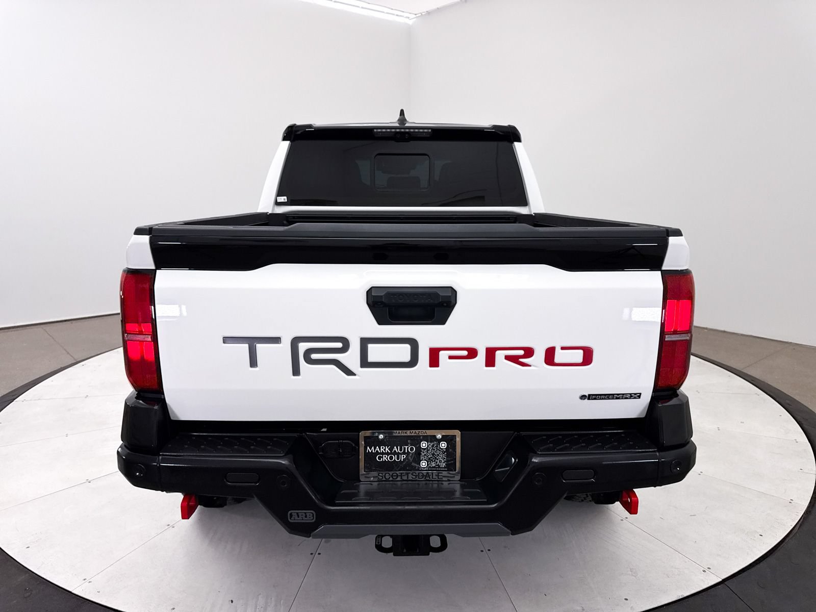Used 2025 Toyota Tacoma TRD Pro AWD/4WD image 19