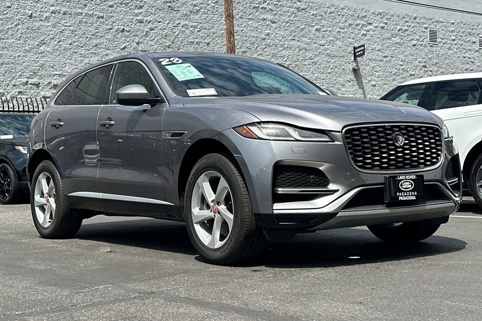 Used 2023 Jaguar F-PACE S image 8