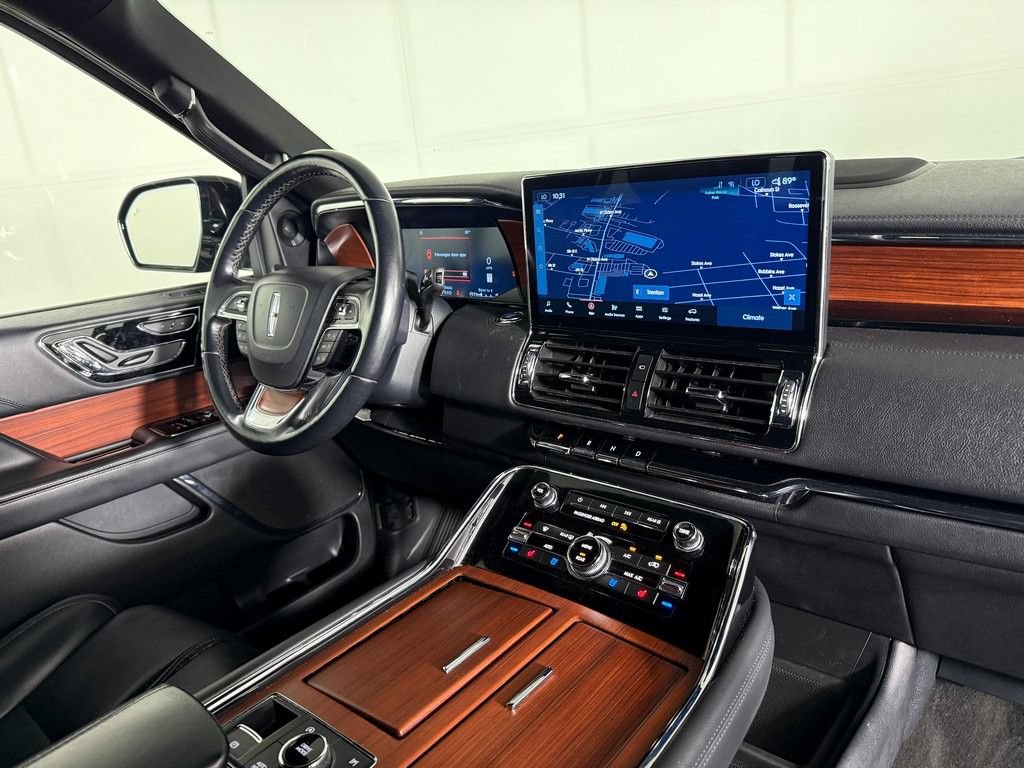 Used 2024 Lincoln Navigator L 4WD image 28