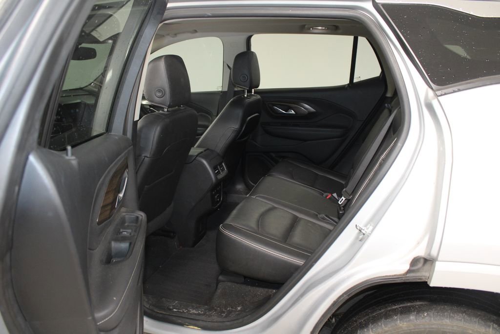 Used 2018 GMC Terrain Denali w/ Comfort Package image 37