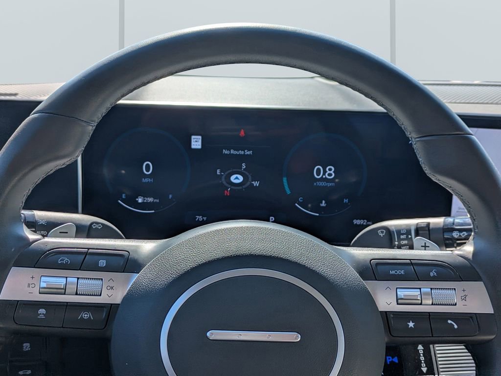 Used 2025 Hyundai Elantra Sport image 30