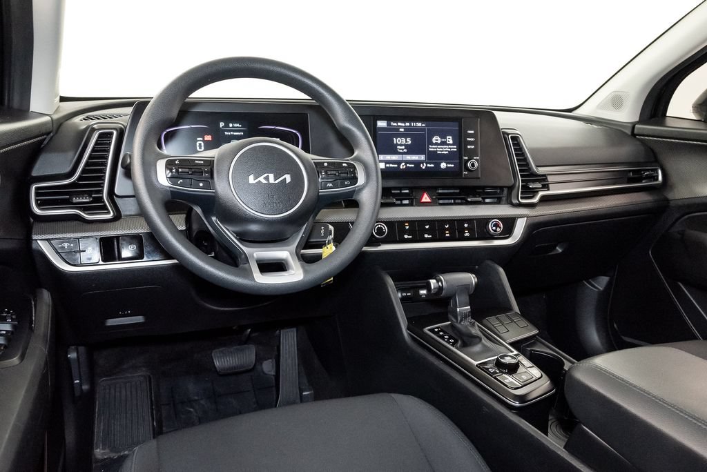 Certified 2024 Kia Sportage LX FWD image 7