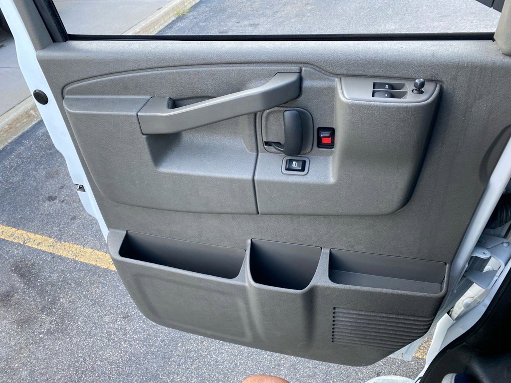 Used 2023 GMC Savana 2500 w/ Driver Convenience Package image 18