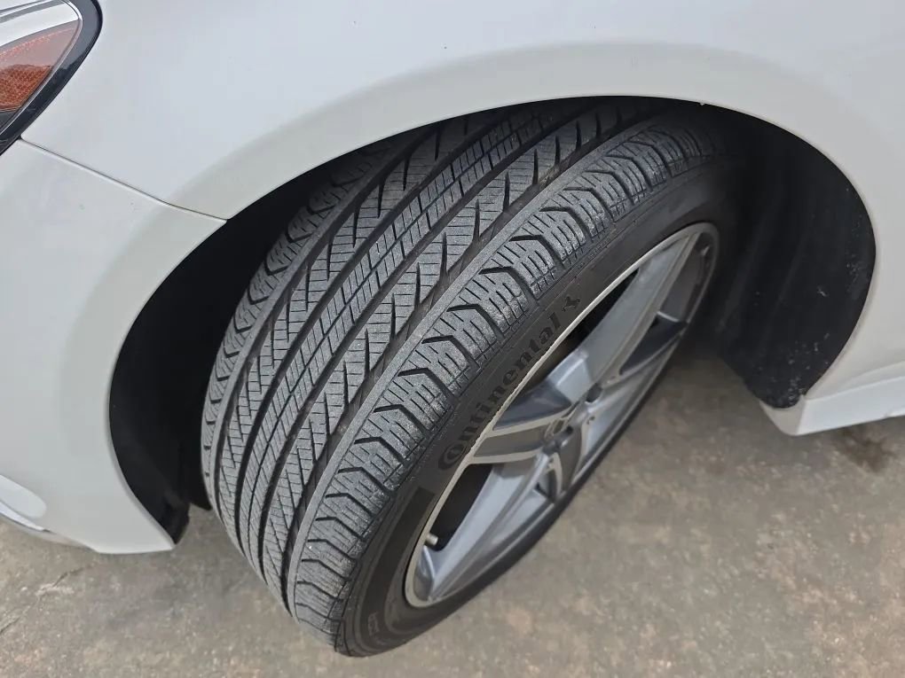 Used 2017 Mercedes-Benz C 300 4MATIC Cabriolet image 45