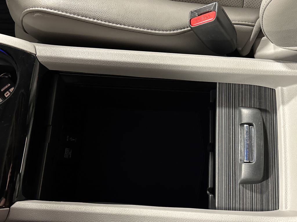 Used 2016 Honda Pilot Elite image 24