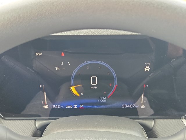 Used 2025 Chevrolet TrailBlazer LT AWD/4WD image 16