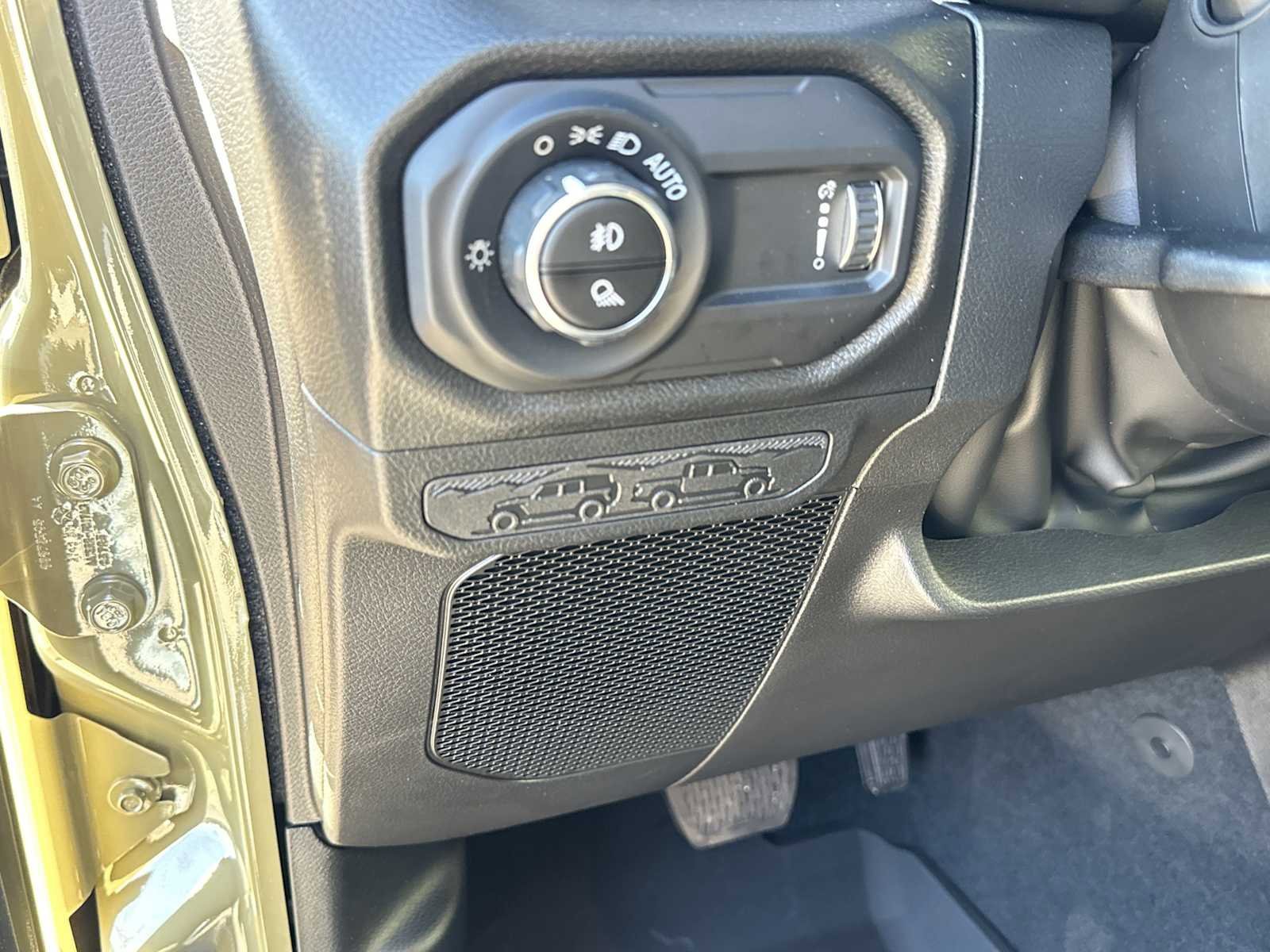 New 2026 Jeep Gladiator Willys image 27
