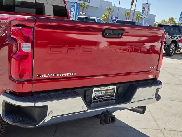 Certified 2022 Chevrolet Silverado 2500 LTZ w/ LTZ Convenience Package RWD image 5