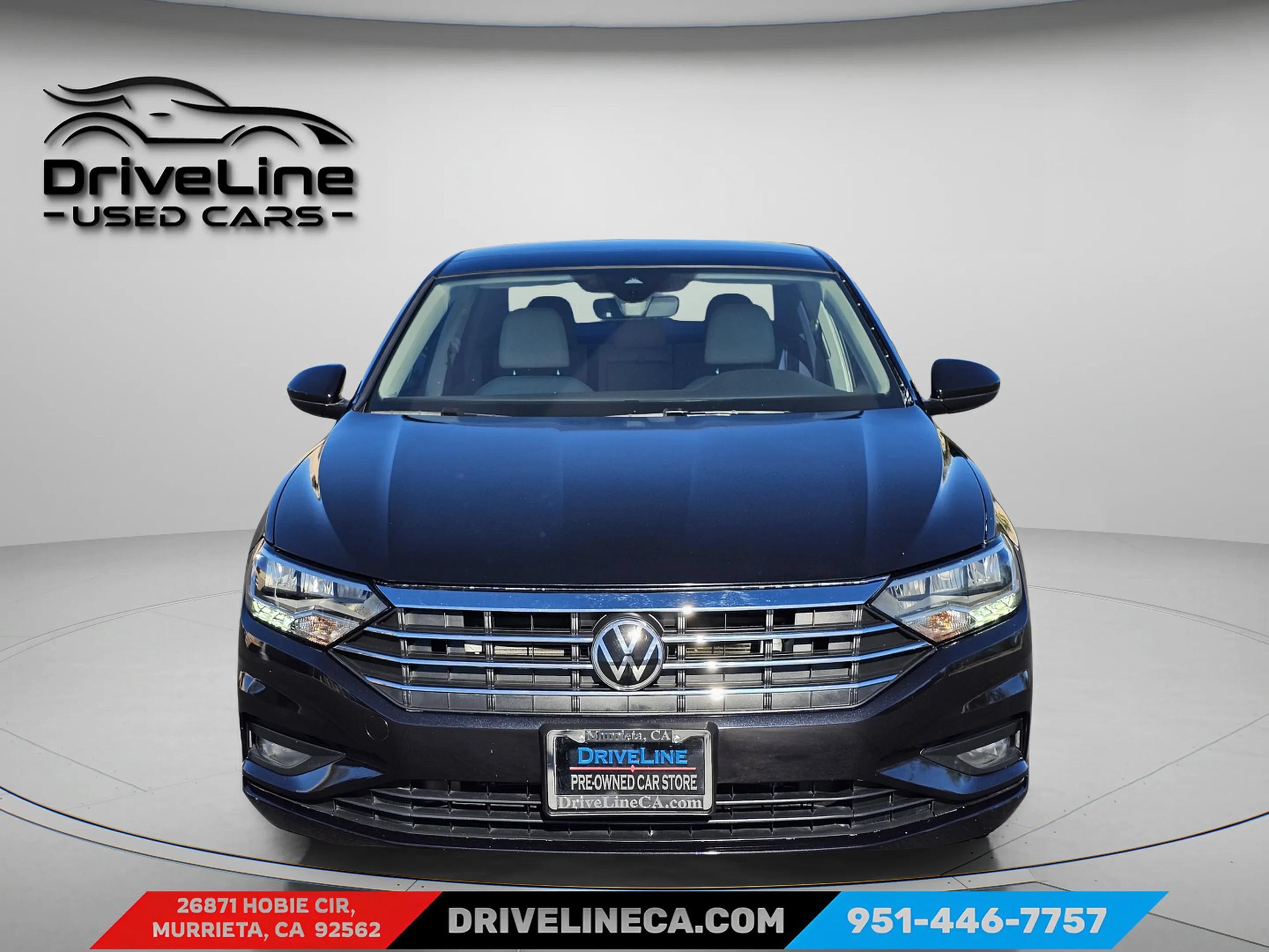 Used 2022 Volkswagen Jetta SE w/ Panoramic Sunroof Package FWD image 2