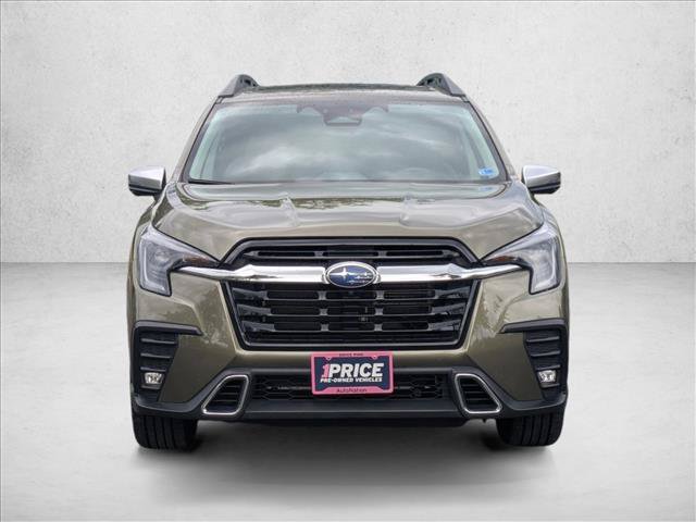 Used 2023 Subaru Ascent Touring AWD/4WD image 2