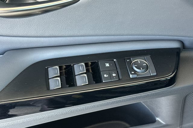 Used 2024 Lexus ES 350 w/ Accessory Package (Z2) FWD image 13