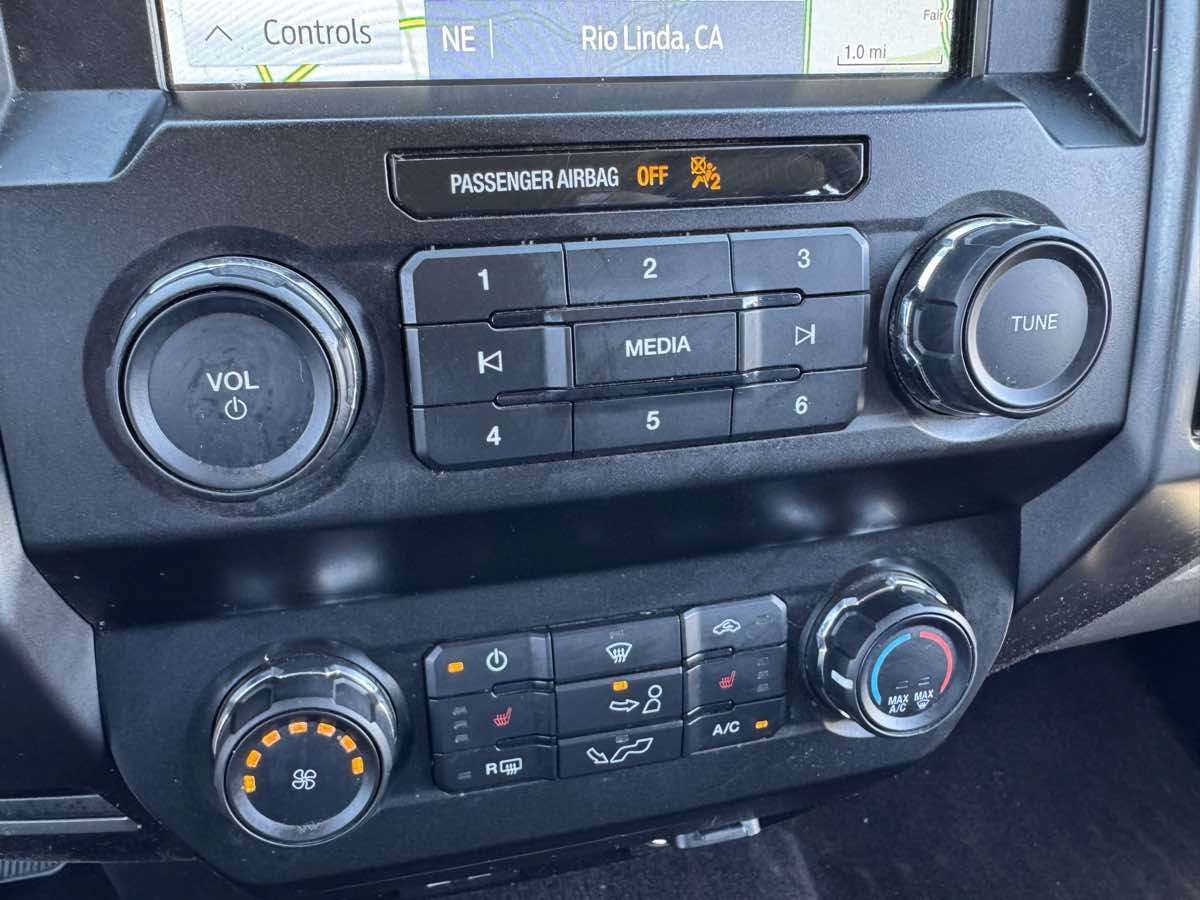 Used 2020 Ford F150 XLT w/ Equipment Group 302A Luxury AWD/4WD image 30
