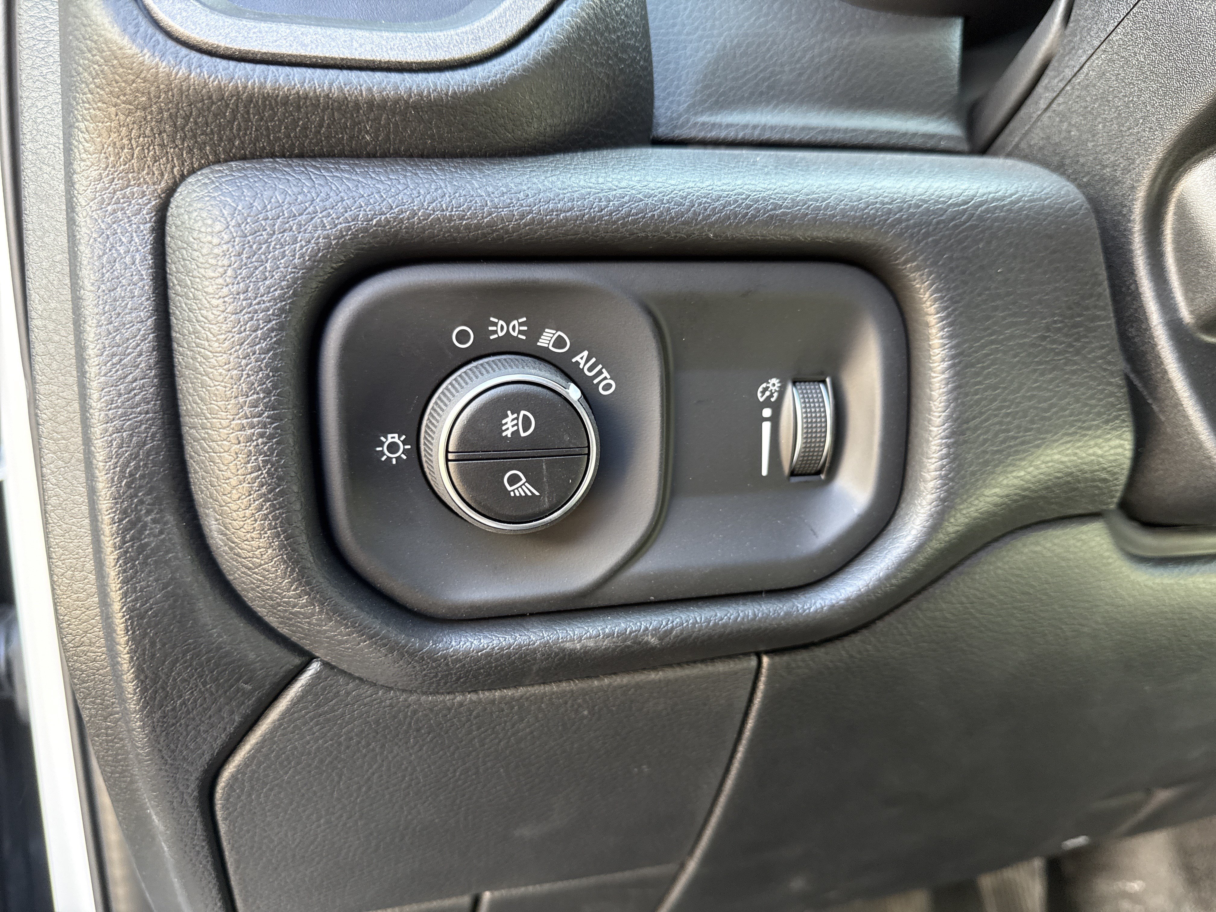 New 2026 RAM 5500 Tradesman AWD/4WD image 33