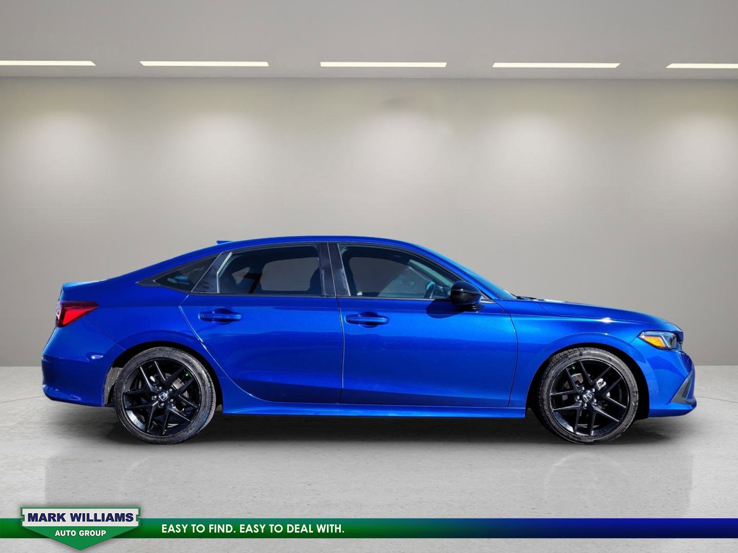 Used 2022 Honda Civic Sport image 2