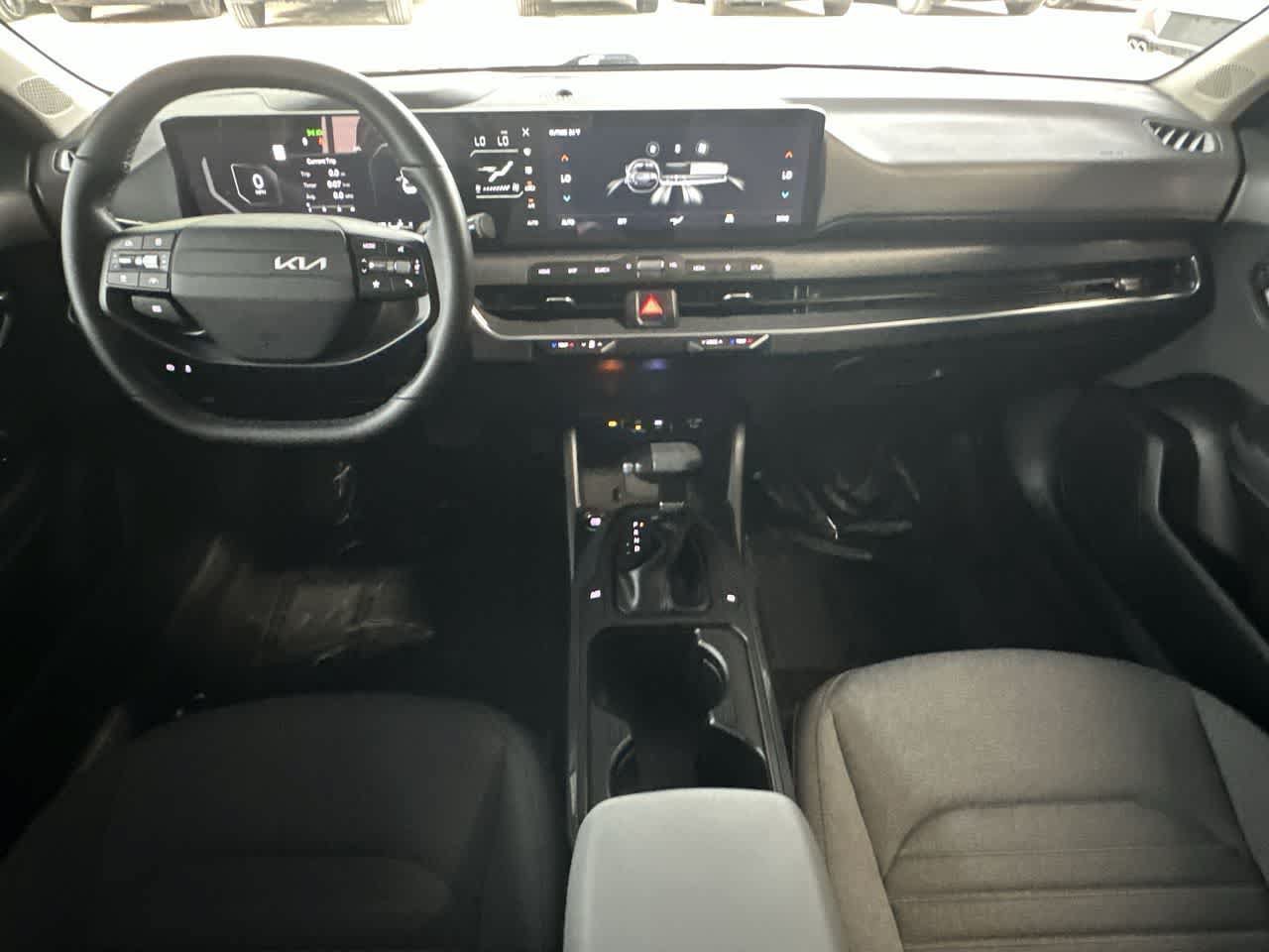 Used 2025 Kia K4 EX FWD image 24