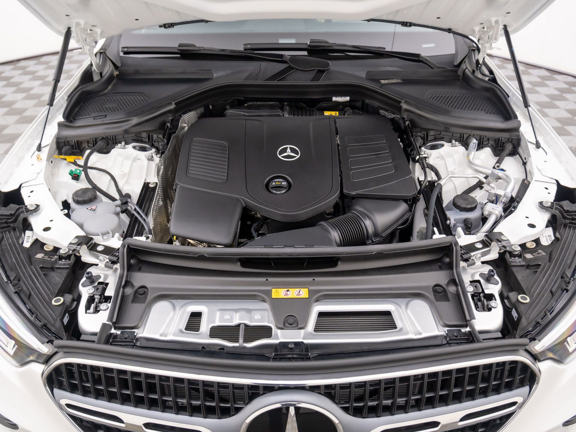 New 2025 Mercedes-Benz GLC 350e 4MATIC image 28