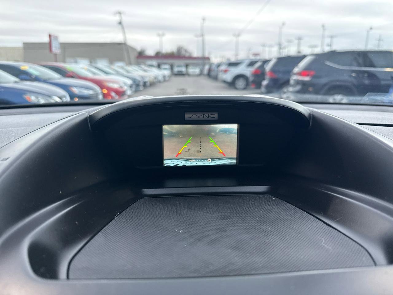 Used 2018 Ford Escape SE image 21
