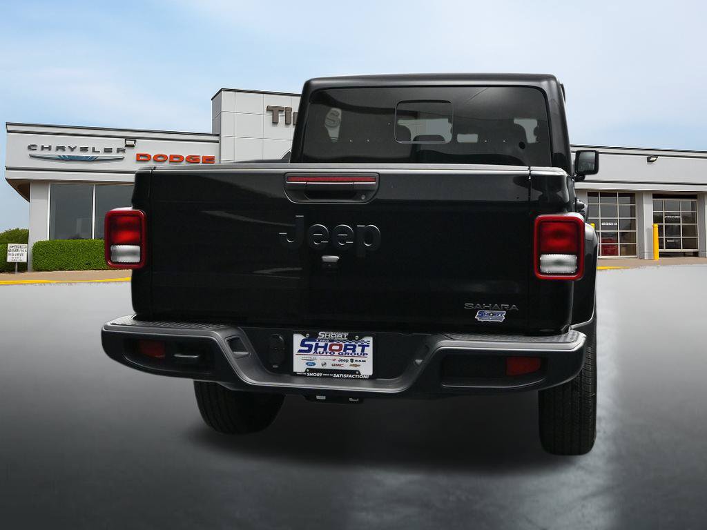 Used 2026 Jeep Gladiator Sport AWD/4WD image 4