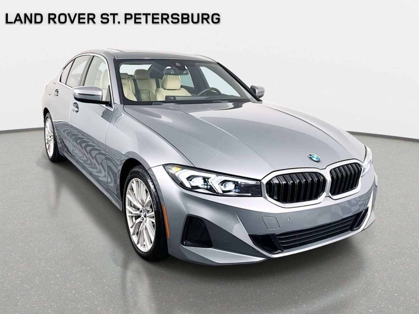 Used 2024 BMW 330i Sedan w/ Premium Package image 4