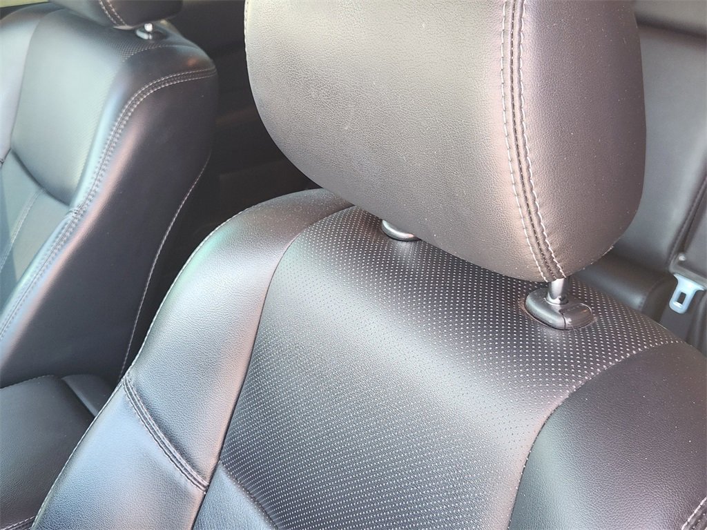 Used 2018 Nissan Pathfinder Platinum image 14