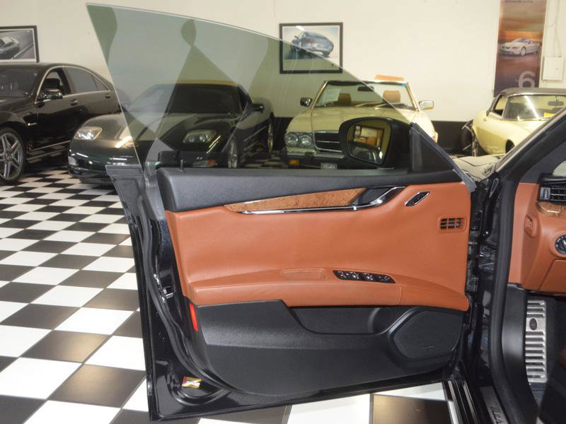 Used 2017 Maserati Quattroporte S image 16