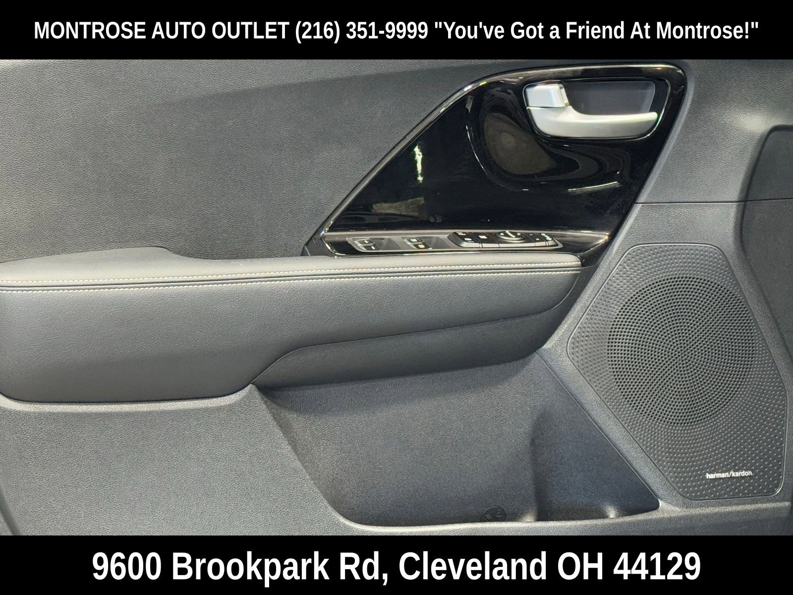 Used 2022 Kia Niro EX w/ Cold Weather Package image 11