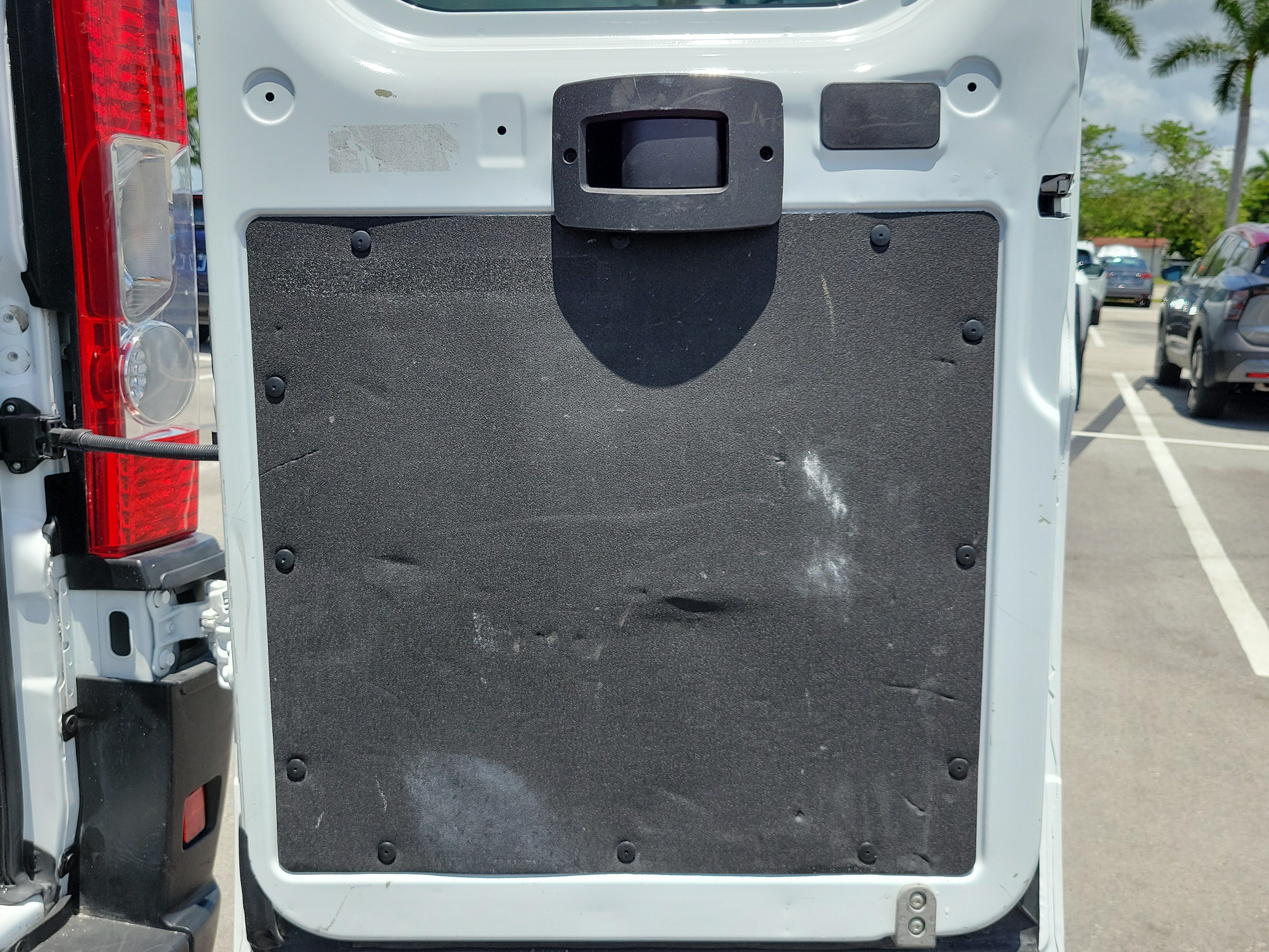 Used 2025 RAM ProMaster 2500 w/ U-Haul Equipment Group FWD image 15
