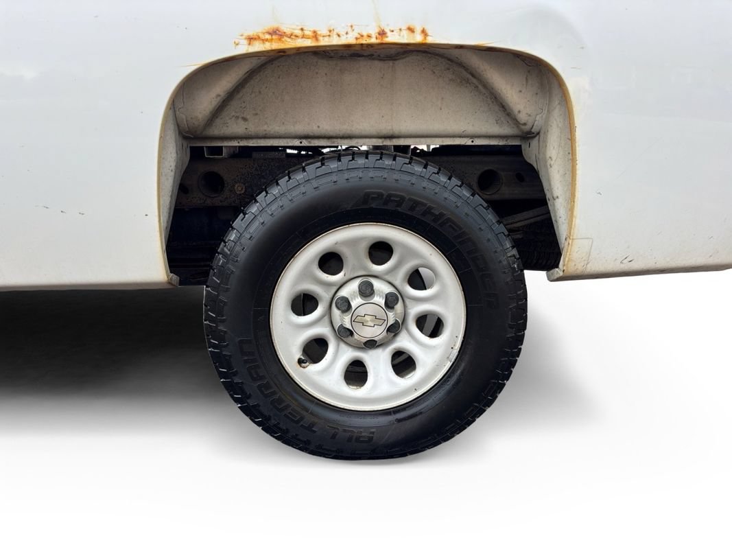 Used 2009 Chevrolet Silverado 1500 W/T AWD/4WD image 10