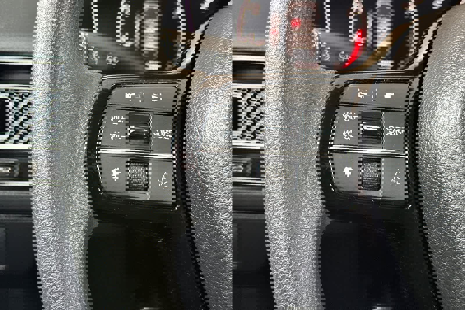 Used 2025 Honda Civic LX image 24