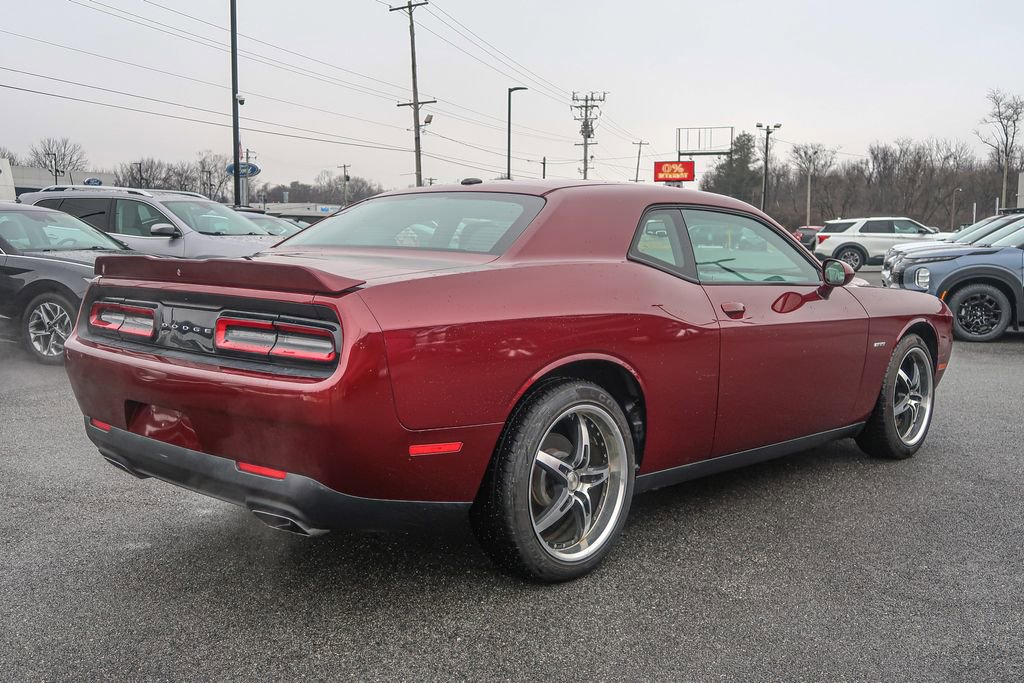 Used 2018 Dodge Challenger R/T image 11