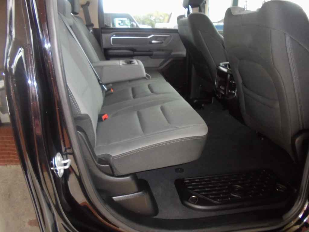 Used 2019 RAM 1500 Big Horn image 10
