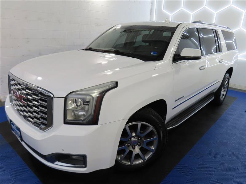 Used 2020 GMC Yukon XL Denali RWD image 4