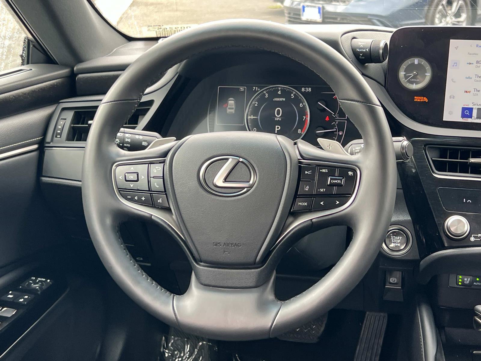 Used 2023 Lexus ES 350 w/ Premium Package FWD image 8