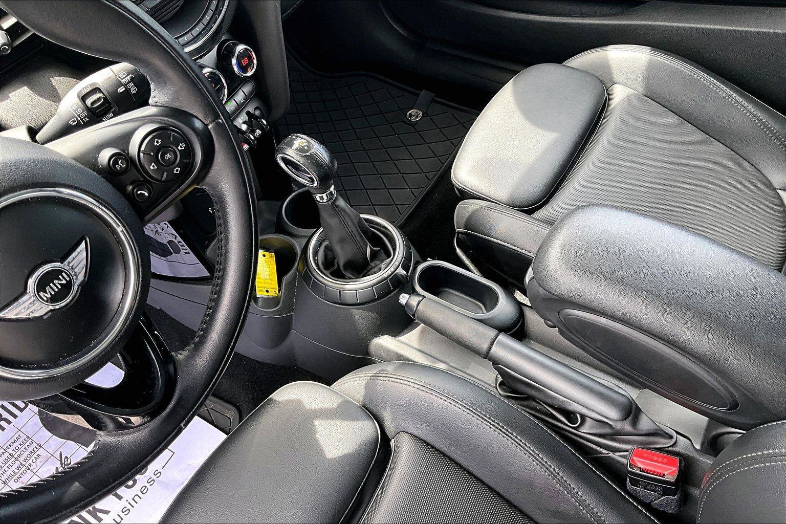 Used 2016 MINI Cooper S image 17